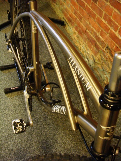 Merlin Ti-Foon top tube