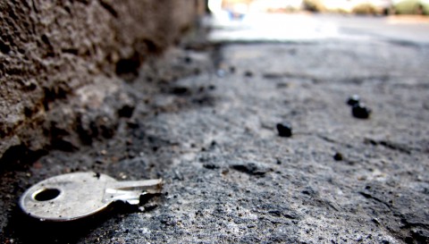 434 - Broken key in Sicily - photo - Rob Vandermark
