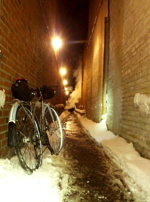 Winter alley - photo - Rob Vandermark