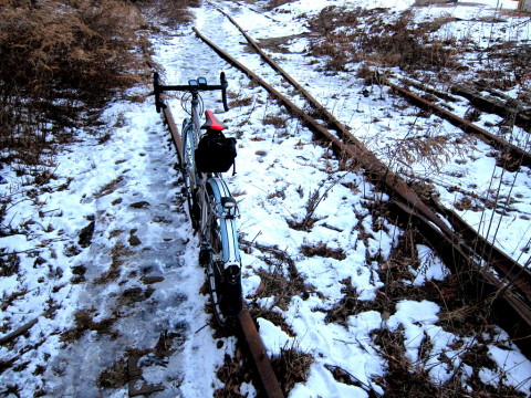 Icy tracks to nowhere - photo - Rob Vandermark